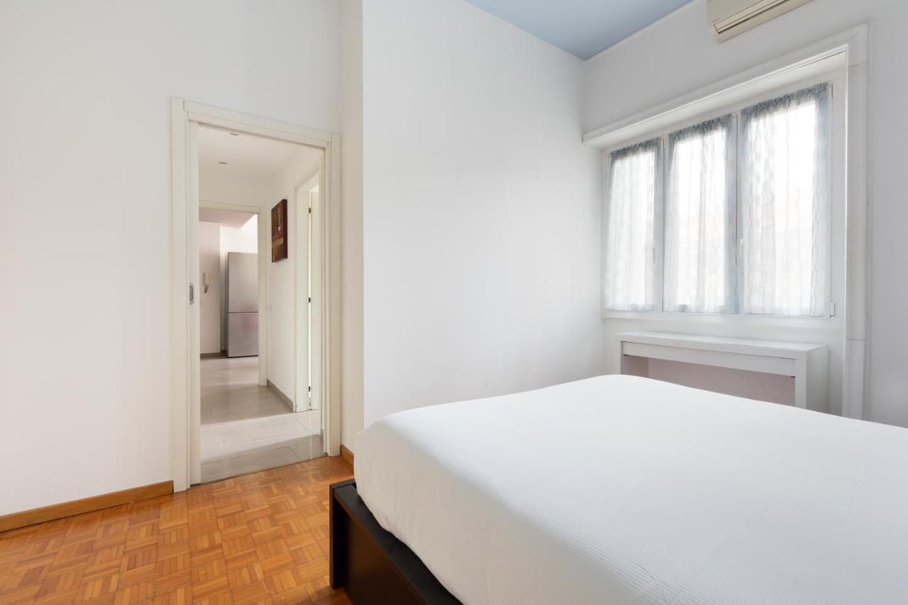 Cozy Apt With Balcony - Mm2 Sant'Agostino Apartman Milánó Kültér fotó