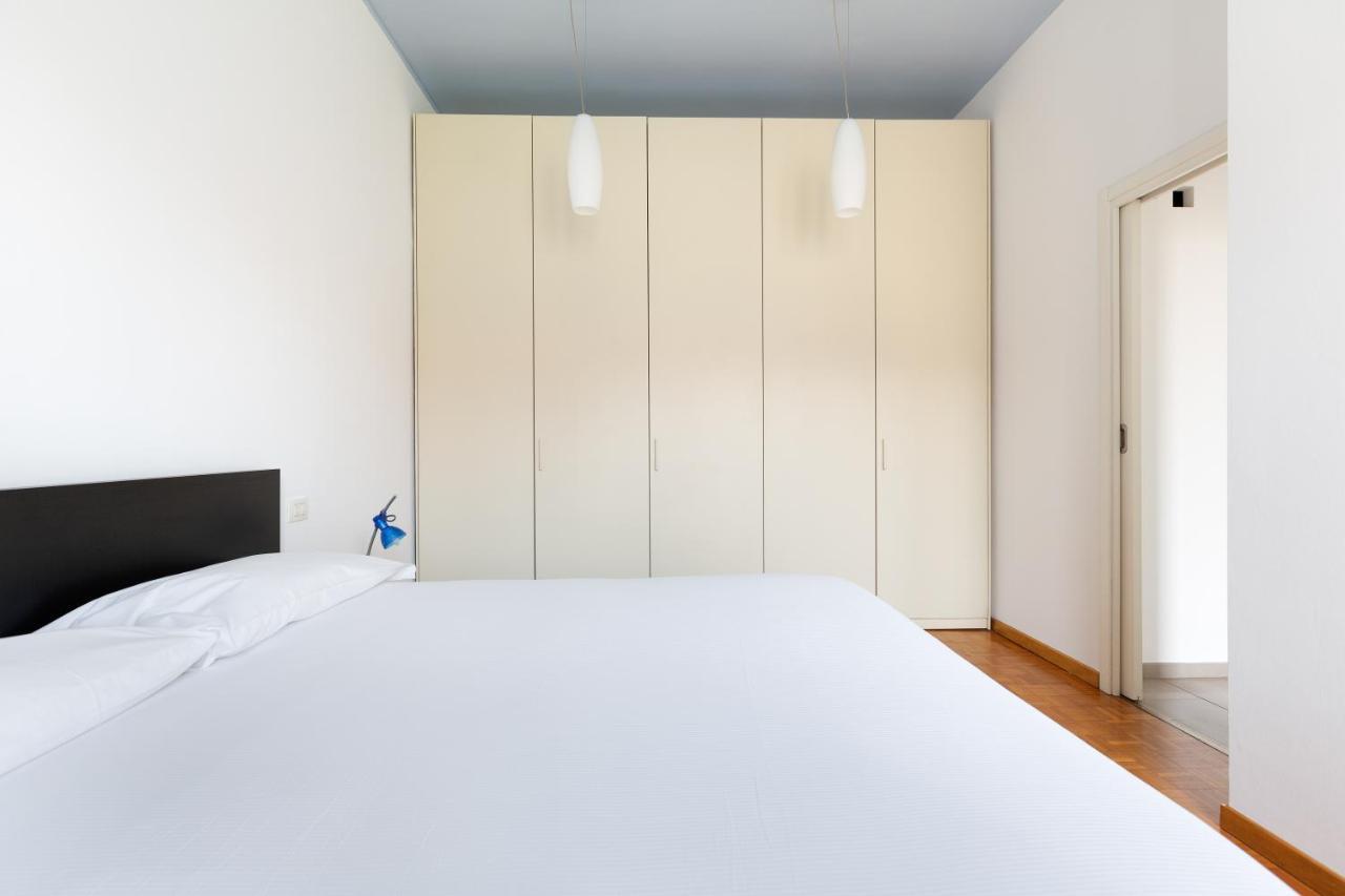 Cozy Apt With Balcony - Mm2 Sant'Agostino Apartman Milánó Kültér fotó